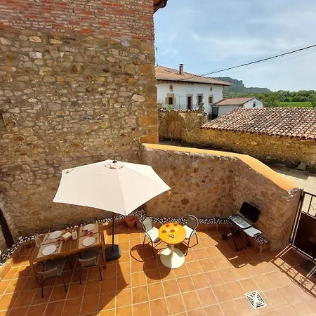 Casa Entera En Merindades Con Txoko Y Patio, A 50 Min De Bilbao Ferienhaus Barcenillas del Ribero
